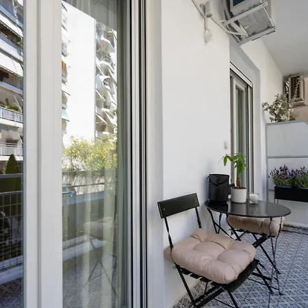 Apartment Adela's 1 Bedroom & Living *