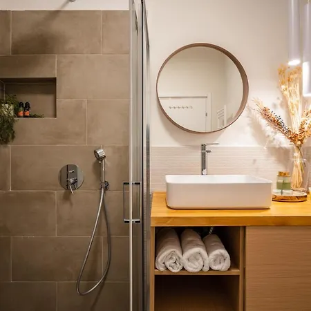 Apartment Adela's 1 Bedroom & Living Athens