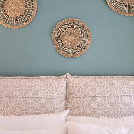 Adela's 1 Bedroom & Living * Athens